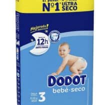 Bébé heureux portant Dodot Couches Ultra Sec Taille 3, disponible sur bebemaman.ma